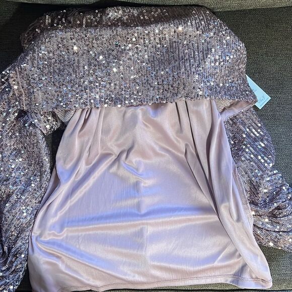 New Eliza J Long Sleeved Sequinned Dress Size 8 Color Rose Gold - Picture 11 of 13